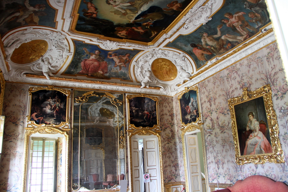 Villa della Regina_049.JPG